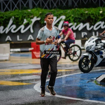 Runner Photo 7876355