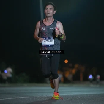 Runner Photo 7876359