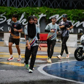 Runner Photo 7876364