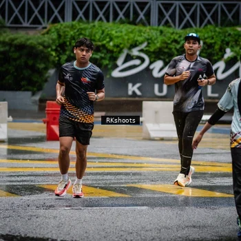 Runner Photo 7876366