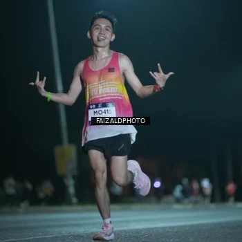 Runner Photo 7876367