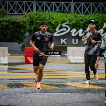 Runner Photo 7876368