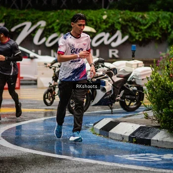 Runner Photo 7876369