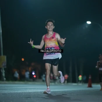 Runner Photo 7876380