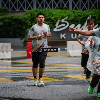 Runner Photo 7876384