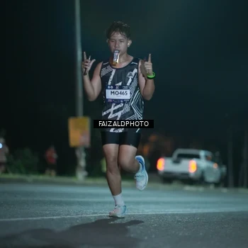 Runner Photo 7876393