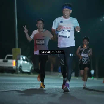 Runner Photo 7876402