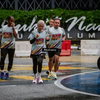 Runner Photo 7876405