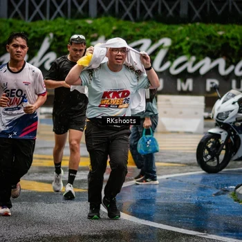 Runner Photo 7876406