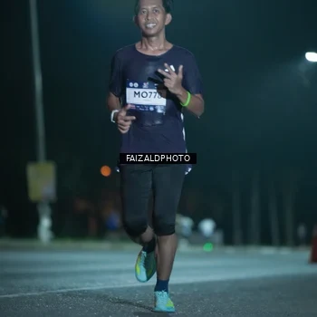 Runner Photo 7876416