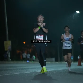 Runner Photo 7876421