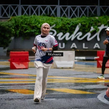 Runner Photo 7876423