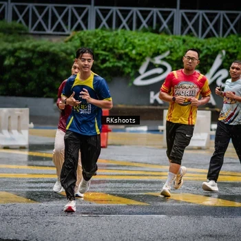 Runner Photo 7876435