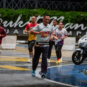 Runner Photo 7876441