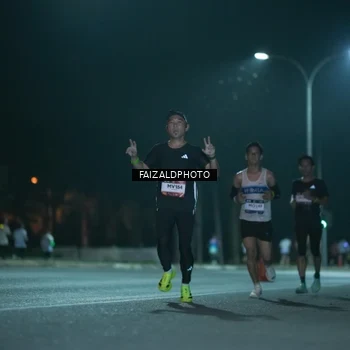 Runner Photo 7876446