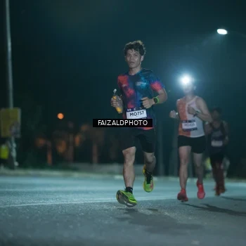 Runner Photo 7876459