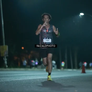 Runner Photo 7876478