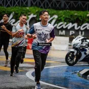 Runner Photo 7876486