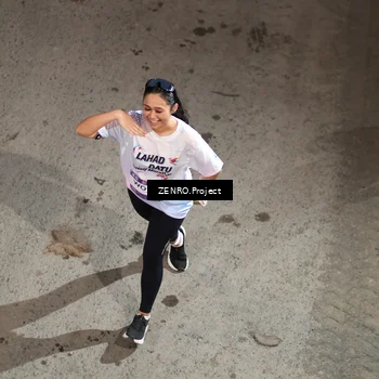 Runner Photo 7876497