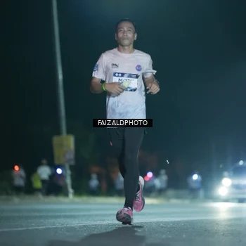 Runner Photo 7876514