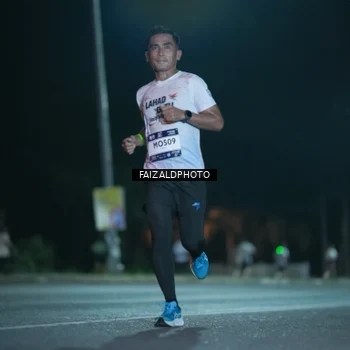 Runner Photo 7876519