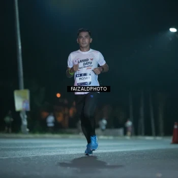 Runner Photo 7876520