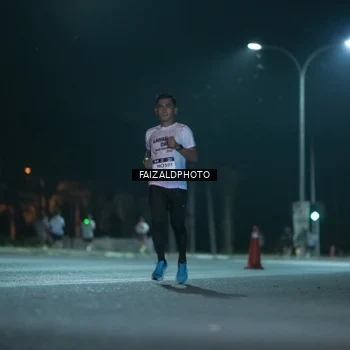 Runner Photo 7876523