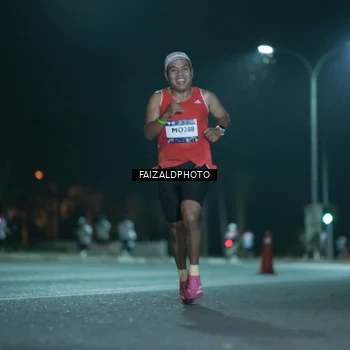 Runner Photo 7876550