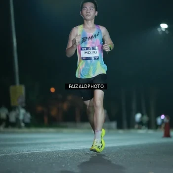 Runner Photo 7876557