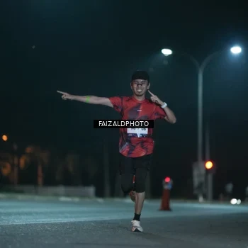 Runner Photo 7876559