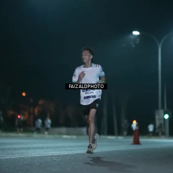 Runner Photo 7876567