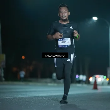 Runner Photo 7876568