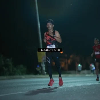 Runner Photo 7876582