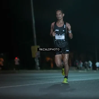 Runner Photo 7876591