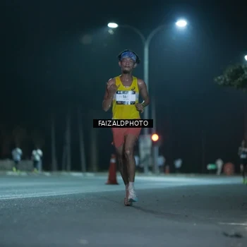 Runner Photo 7876611