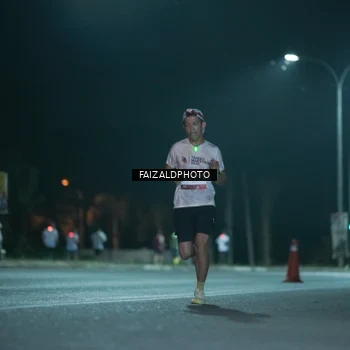Runner Photo 7876632