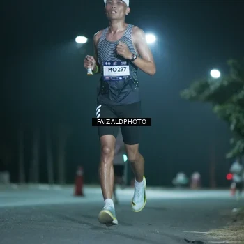Runner Photo 7876633