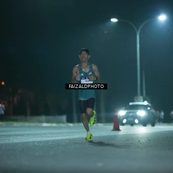 Runner Photo 7876643