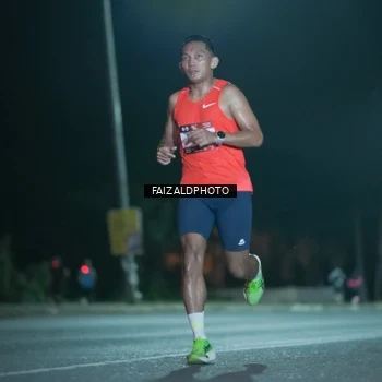 Runner Photo 7876652