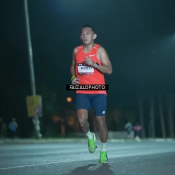 Runner Photo 7876653