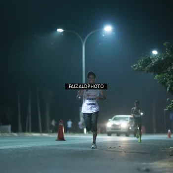 Runner Photo 7876654