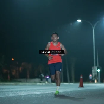 Runner Photo 7876658