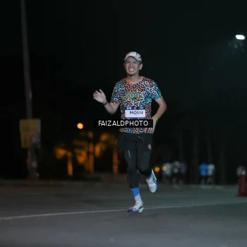 Runner Photo 7876661