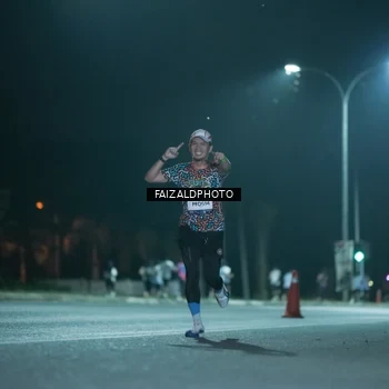 Runner Photo 7876663