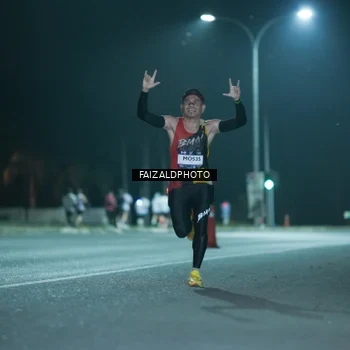 Runner Photo 7876673