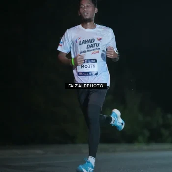 Runner Photo 7876691