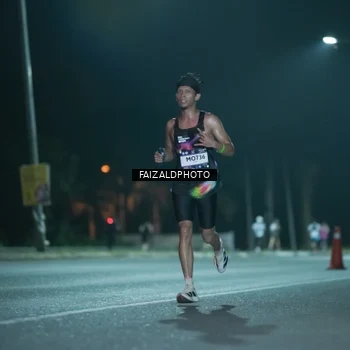 Runner Photo 7876698