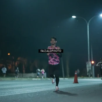 Runner Photo 7876705