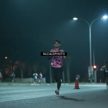 Runner Photo 7876707