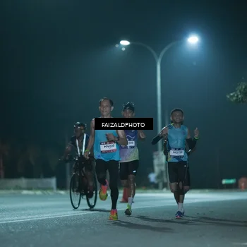 Runner Photo 7876714